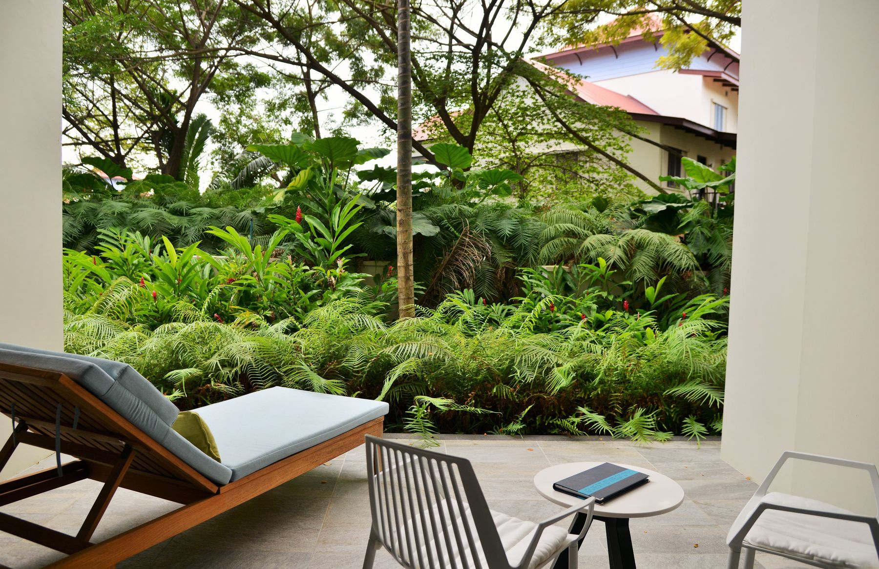 Eden Bleu Hotel — Seychelles resort and accommodation photo 2